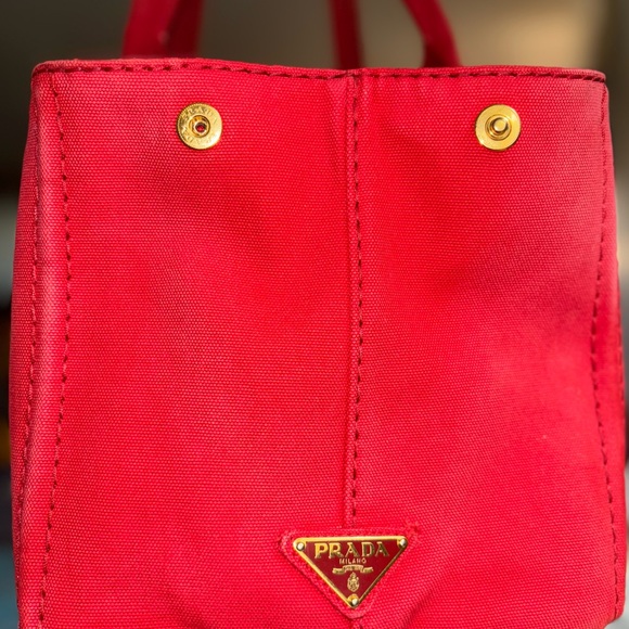 Prada Red Canapa Large Tote Bag - Picture 4 of 13